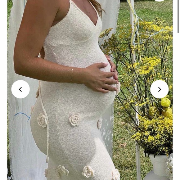 Chic Ivory Floral Maxi Dress - Picture 2 of 3